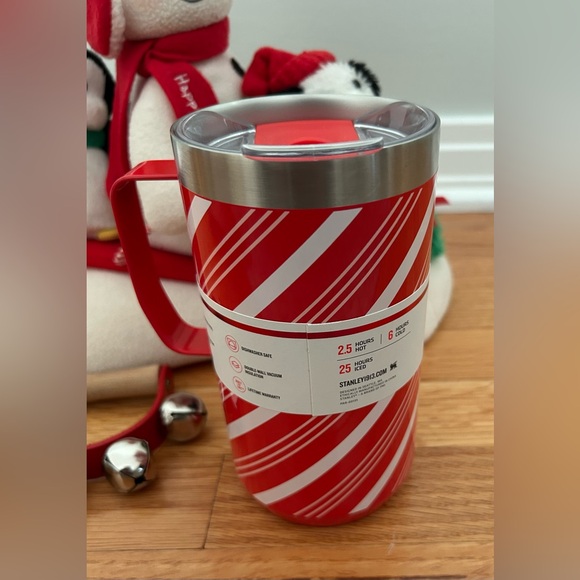 Stanley 24 oz Stainless Steel Everyday
Mug Candy Cane Twist - Picture 7 of 12